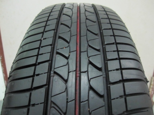 ขายยางติดรถป้ายแดงปี 15 ยี่ห้อ Bridgestone ขนาด 175 65R 15 ใส่ City และ Jazz