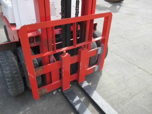 ขาย Forklift Nissan 1.5 ตัน ขาย Forklift Nissan 1.5 ตัน