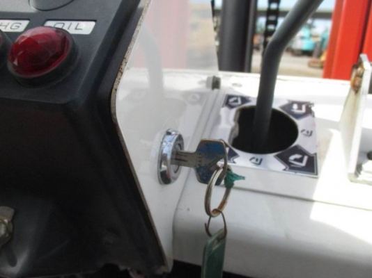 ขาย Forklift Nissan 1.5 ตัน ขาย Forklift Nissan 1.5 ตัน