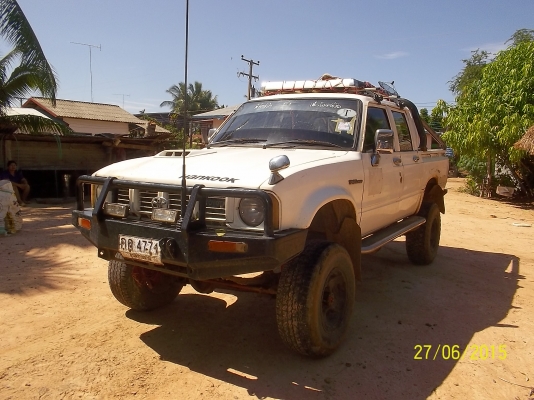 ขาย250000 บาท โตโยตัา RN 46  ขับ4x4 เครื่องดีเซลเทอร์โบ เอกสารพร้อมโอน