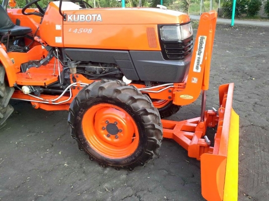 ขายรถไถ KUBOTA L4508 สภาพสวยพร้อมใช้งาน อุปกรณ์ครบชุด ดันหน้า+ผานหลัง+โรตารี่ สนใจโทร 090-8588220คุณนะ 093-3258446คุณบิว ID:narong498 หรือเข้าดูสินค้าอื่นๆได้ที่ www.truck.in.th/498 หรือเพจFacebook ณรงค์ ซื้อขายรถมือสอง (เว็บไซต์ส่วนตัว) หรือFacebook ตลาด