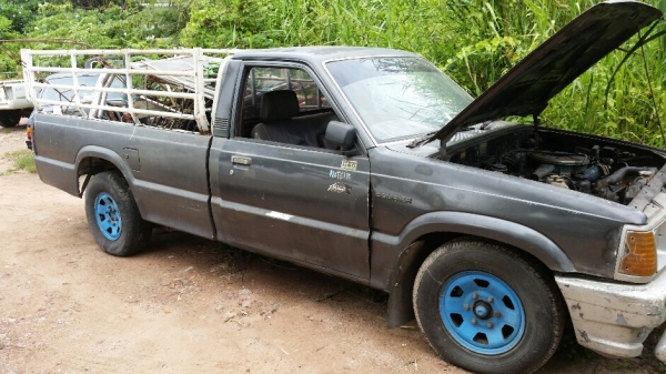 กระบะฟอร์ด เลขคัสซีเลข 5 ตัว ทะเบียนขาดปี 55 เอกสารพร้อมโอน ขาย 32,000 บาท