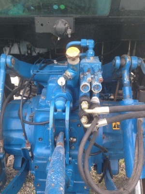 รถไถ ฟอร์ด 6640