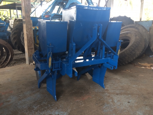 ขายเครื่องหยอดข้าวโพดทานตะวันพยับการช่าง