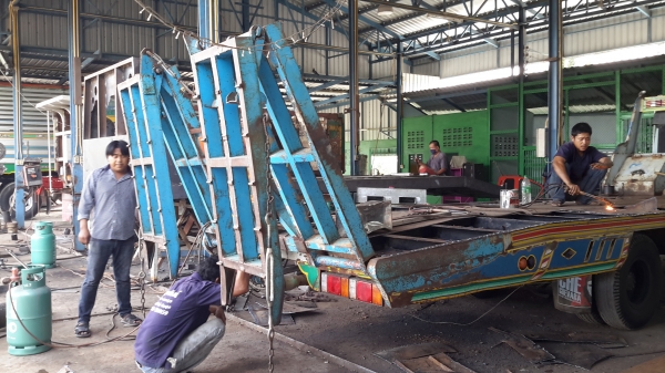 ขายด่วนHINO แรงเจอร์ 4D ขึ้นรถเกี่ยว เครื่องHO7C 180แรงม้า