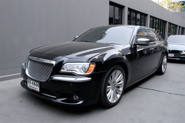Chrysler 300C ปี 2014 สีดำ