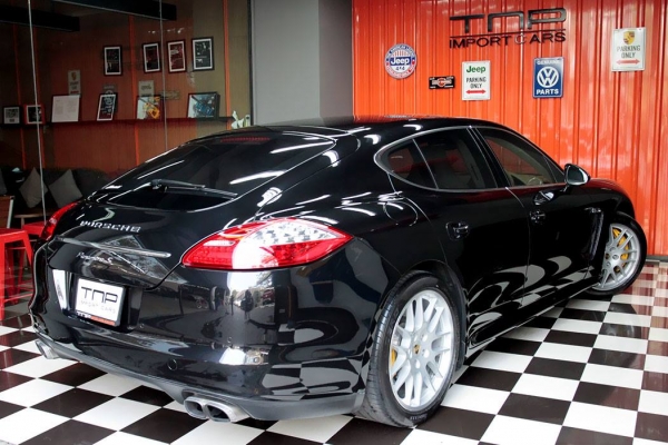 Porsche Panamera 4.8S ปี 2011