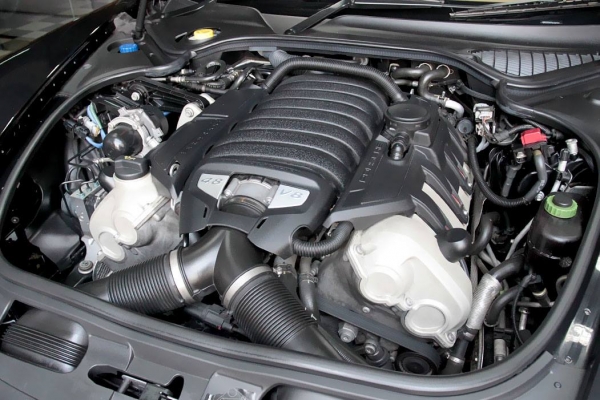 Porsche Panamera 4.8S ปี 2011