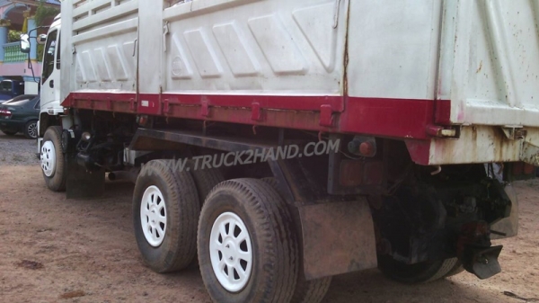 รถบรรทุก 10 ล้อดัมพ์ ISUZU FXZ 320 แรงม้า  ปีจดทะเบียน 2551