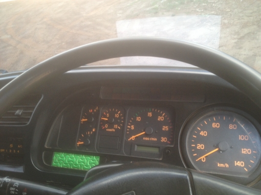 อีซูชุ  320 แรง  ปี 49  ดั้มพ์ แม่ /ลูก 3 เพลา  ราคา   2,180,000 บาท