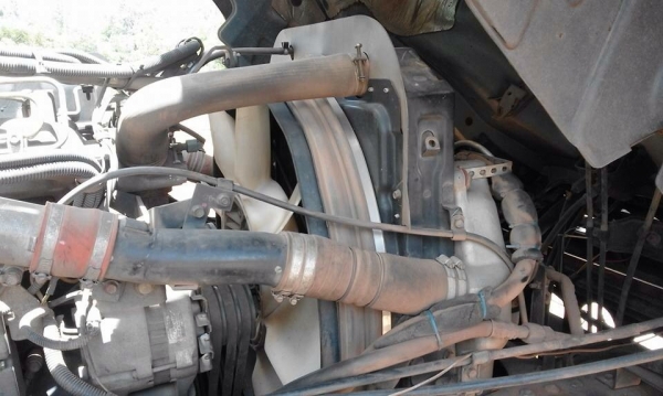 อีซูชุ  320 แรง  ปี 49  ดั้มพ์ แม่ /ลูก 3 เพลา  ราคา   2,180,000 บาท