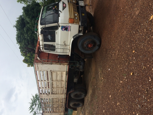 ขาย Hino. ZM. 300. เครื่อง220 แรง มีระบบลากลูง