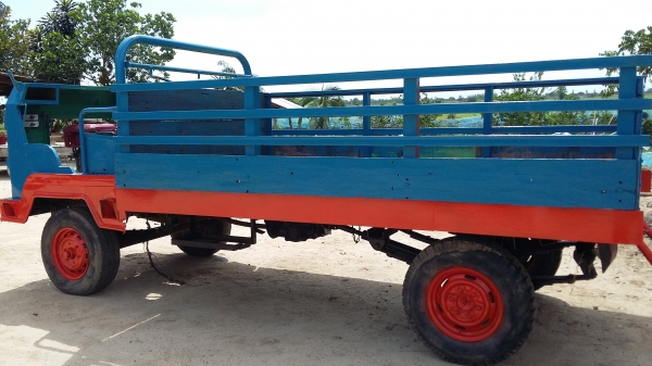 ขอบคุณเสี่ยใหญ่ของชลบุรีครับขายรถอีเเต๋น เครื่องยันม่าจ้าวโลกLM115 เกียร์กลาง แหนบ2ชั้น สภาพใช้งานอยู่ครับ