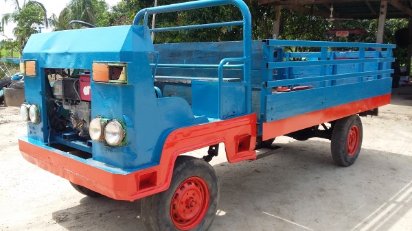 ขอบคุณเสี่ยใหญ่ของชลบุรีครับขายรถอีเเต๋น เครื่องยันม่าจ้าวโลกLM115 เกียร์กลาง แหนบ2ชั้น สภาพใช้งานอยู่ครับ