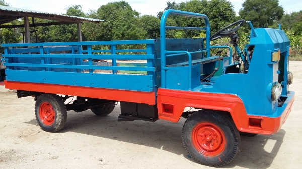 ขอบคุณเสี่ยใหญ่ของชลบุรีครับขายรถอีเเต๋น เครื่องยันม่าจ้าวโลกLM115 เกียร์กลาง แหนบ2ชั้น สภาพใช้งานอยู่ครับ