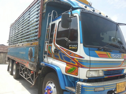 ขายรถบรรทุก 10 ล้อรั้วไม้ยาว 7 เมตร ISUZU FVM 230 แรงม้าปี 2547 euro2 ราคา 1350000