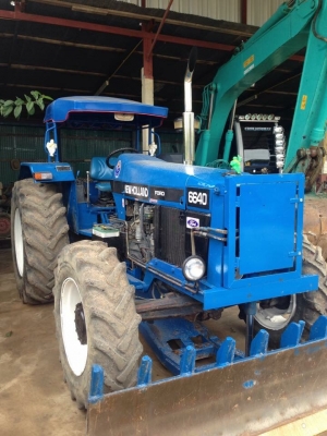 ขายรถไถฟอร์ด6640