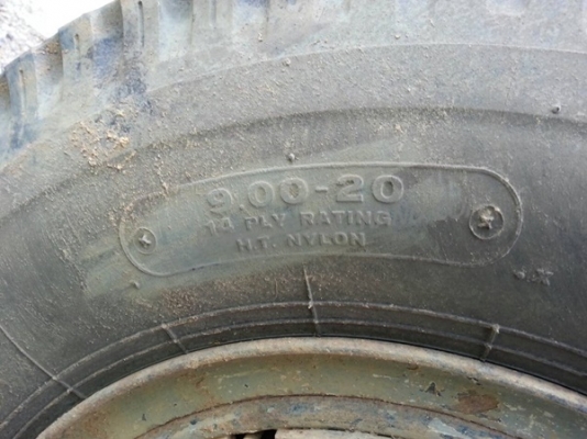 รถบรรทุก 6 ล้อดัมพ์ MITSUBISHI FUSO ยาง 900-20