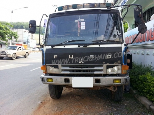 รถบรรทุก 6 ล้อดัมพ์ MITSUBISHI FUSO ยาง 900-20