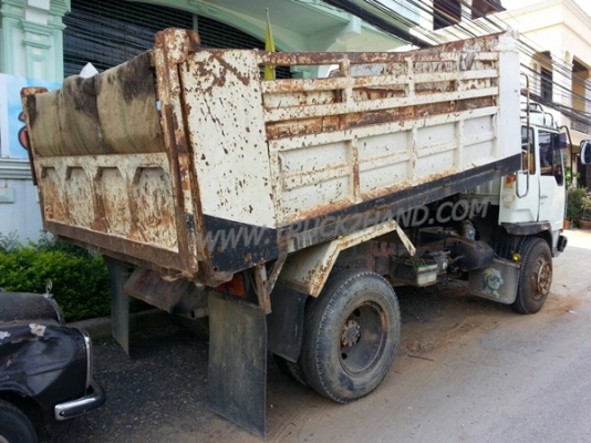 รถบรรทุก 6 ล้อดัมพ์ MITSUBISHI FUSO ยาง 900-20