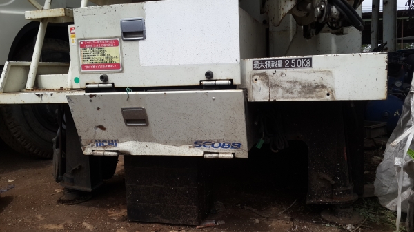 ยกใส่หกล้อได้เลยรถกระเช้า ยกใส่หกล้อได้เลยรถกระเช้า