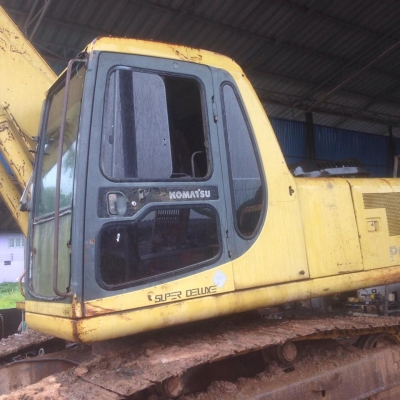 รถขุด PC200-6 เล่มทะเบียนพร้อม เอวใหม่ โซ่ใหม่ แอร์ใหม่ ไฟฟ้าครบ สีเดิมๆ รถสวย