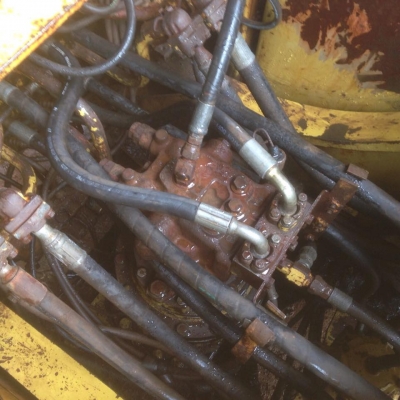 รถขุด PC200-6 เล่มทะเบียนพร้อม เอวใหม่ โซ่ใหม่ แอร์ใหม่ ไฟฟ้าครบ สีเดิมๆ รถสวย