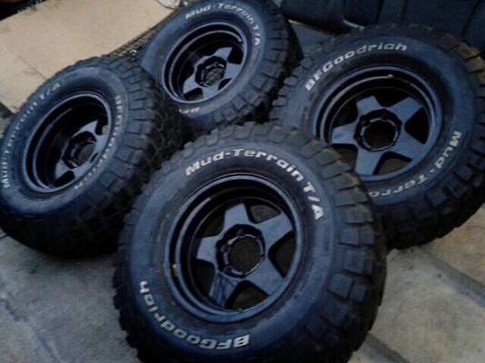 ล้อBradleyขอบ16*8 ออฟ-25พร้อมยางBF Mud285/75/16ปี10