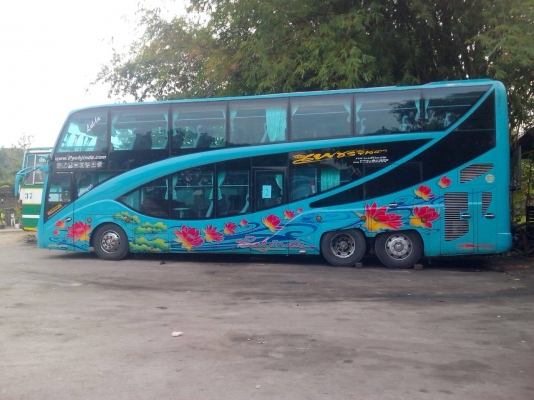 ขายรถบัส VIP2ชั้น ด่วน!!!!