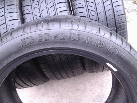ยาง 215/45/17 ดอกตรูมๆ ปี14 ใช้ยาวๆ