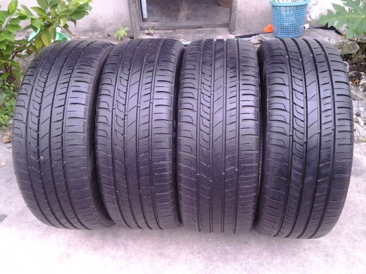 ยาง 215/45/17 ดอกตรูมๆ ปี14 ใช้ยาวๆ