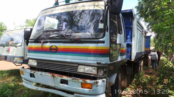 ขายด่วนครับ HINO 3 M ดั้มข้างเรียบ ลูก 2 คาน ยาว 6 เมตร