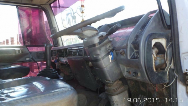 ขายด่วนครับ HINO 3 M ดั้มข้างเรียบ ลูก 2 คาน ยาว 6 เมตร