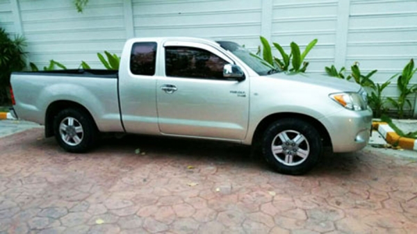 ขายด่วน HILUX VIGO 2.5 G X-TRA CAB ขายด่วน HILUX VIGO 2.5 G X-TRA CAB