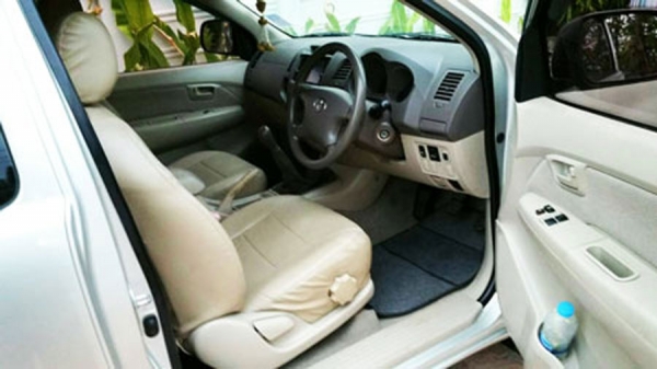 ขายด่วน HILUX VIGO 2.5 G X-TRA CAB ขายด่วน HILUX VIGO 2.5 G X-TRA CAB