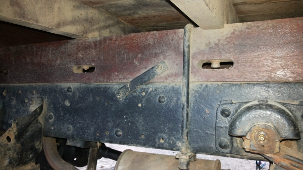 ขายรถบรรทุกหกล้อช่วงสันเครื่องดีมากคัชซีสวยสภาพใช้งานได้ดีส่งฟรีครับ