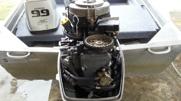 ขายเครื่อง เกาะท้าย Honda 9.9 hp 4 จังหวะ หางสั้น สภาพสวย จากญี่ปุ่น