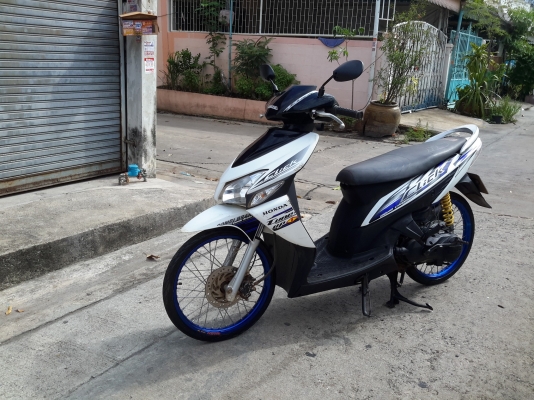 ขายฮอนด้าคลิกรถบ้านเครื่องดี ราคาถูก