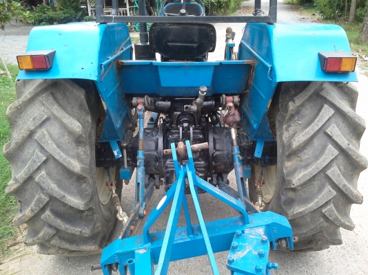 ขายรถไถฟอรด์ 6640 สองเภาคาราโร่ดันหน้า หางสาม KHL  เล่มทะเบืยน