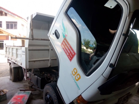 อีซูซุ135ดั้ม