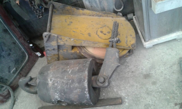 รอกเหล็ก พร้อมจาน ใช้กับรถเครนขนาด80ตัน สภาพ90\%