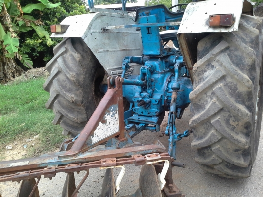 ขายรถไถฟอรด์ 6610 สองเพาคาราโร่ด้นหน้า หาง 7 CMT เอกสารอินวอย