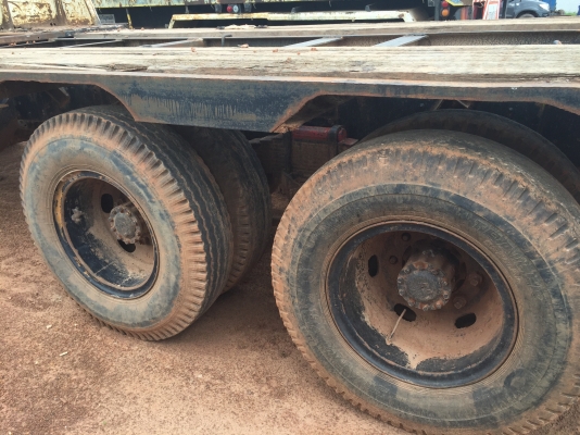 KT925เครื่องEK100ท้ายลากขึ้น200สบายเลย2เพลา