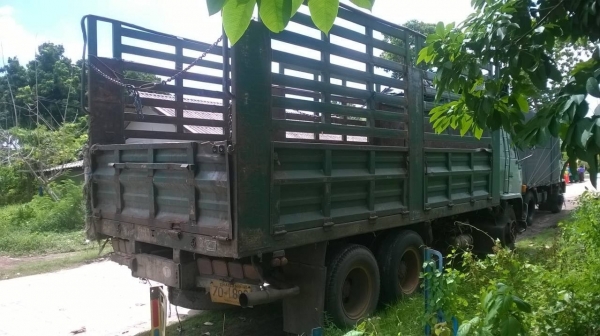 ขายรถล่อง 10 ล้อ เพลาเดียว ROCKY FVM32MR เครื่อง 6HE1 195 แรงม้า คัสซีสวยตลอดเส้น เบรคทิฟฟี่ พาวเวอร์ แอร์เย็น ทะเบียนพร้อมโอนครับ