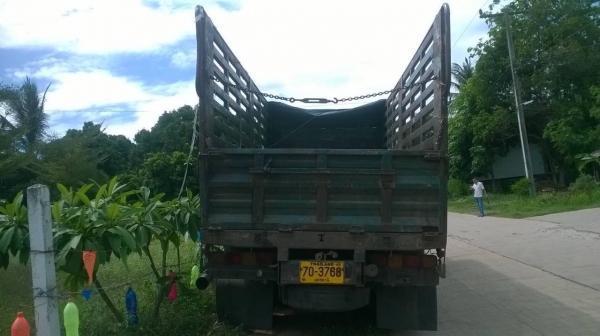 ขายรถล่อง 10 ล้อ เพลาเดียว FVM12MY เครื่อง 6BF1 185 แรงม้า คัสซีสวยตลอดเส้น เบรคลมดัน พาวเวอร์ แอร์ครบ ทะเบียนพร้อมโอนครับ