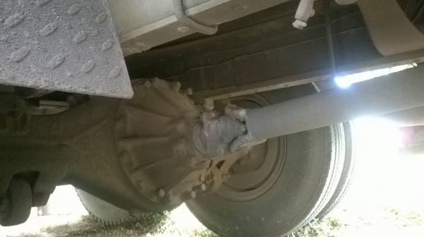 ขายรถล่อง 10 ล้อ เพลาเดียว FVM12MY เครื่อง 6BF1 185 แรงม้า คัสซีสวยตลอดเส้น เบรคลมดัน พาวเวอร์ แอร์ครบ ทะเบียนพร้อมโอนครับ