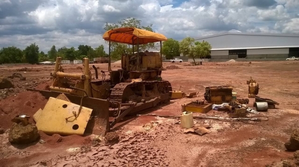 ขายถูก แทรคเตอร์ KOMATSU D5 สภาพต้องซ่อมเครื่อง หรือยกเครื่องใส่ใหม่ก็ใช้งานได้แล้ว ราคาต่อรองได้ครับ ขายถูก แทรคเตอร์ KOMATSU D5 สภาพต้องซ่อมเครื่อง หรือยกเครื่องใส่ใหม่ก็ใช้งานได้แล้ว ราคาต่อรองได้ครับ