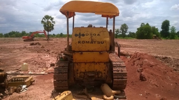 ขายถูก แทรคเตอร์ KOMATSU D5 สภาพต้องซ่อมเครื่อง หรือยกเครื่องใส่ใหม่ก็ใช้งานได้แล้ว ราคาต่อรองได้ครับ ขายถูก แทรคเตอร์ KOMATSU D5 สภาพต้องซ่อมเครื่อง หรือยกเครื่องใส่ใหม่ก็ใช้งานได้แล้ว ราคาต่อรองได้ครับ