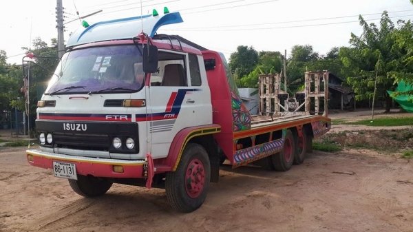 ขาย10ล้อระบบหางไฮดรอริกซ์ ISUZU175 หัวสภายภายในครบ แชชซีสวย พ.เพาเวอร์ สภาพพร้อมทำงาน เอกสารเล่มทะเบียนพร้อมโอน ขาย10ล้อระบบหางไฮดรอริกซ์ ISUZU175 หัวสภายภายในครบ แชชซีสวย พ.เพาเวอร์ สภาพพร้อมทำงาน เอกสารเล่มทะเบียนพร้อมโอน