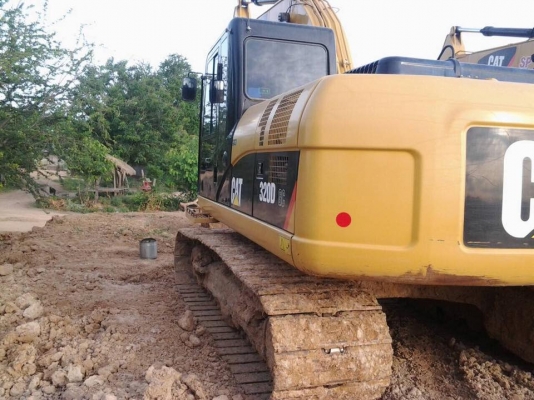 รถขุด CAT320D เล่มทะเบียน 6000 ชม รถสวยมาก เดิมๆ